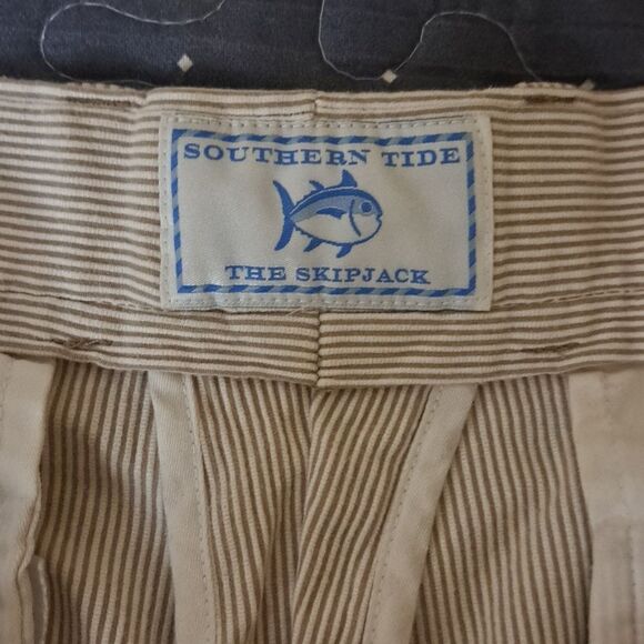 Southern Tide The Skipjack shorts size 38 - Picture 2 of 4